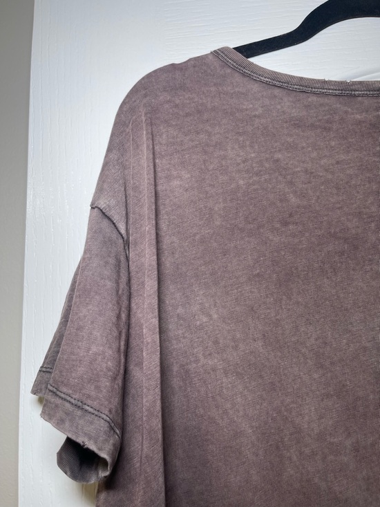 American Eagle Aerie Brown V-Neck Distressed Oversized Boyfriend Tee Size Medium - Picture 10 of 13
